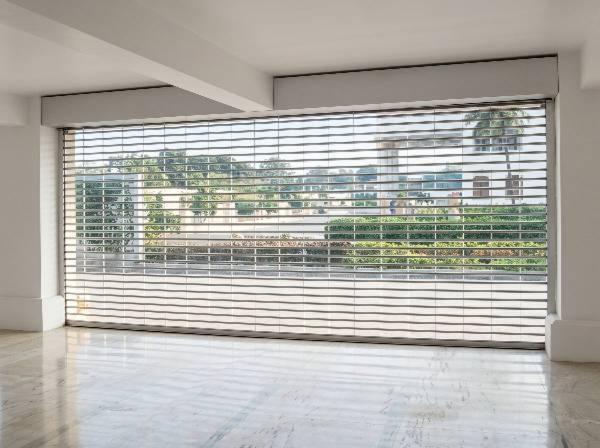 Polycarbonate Shutter - view 2